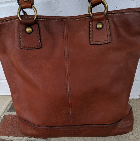 Coach genuine leather purse - Picture 7 of 7